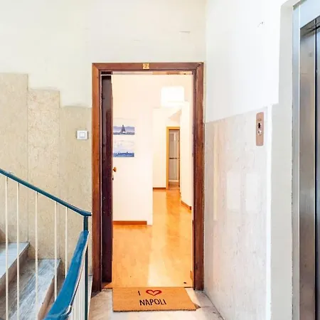 Alla Scoperta Del Vomero Naples